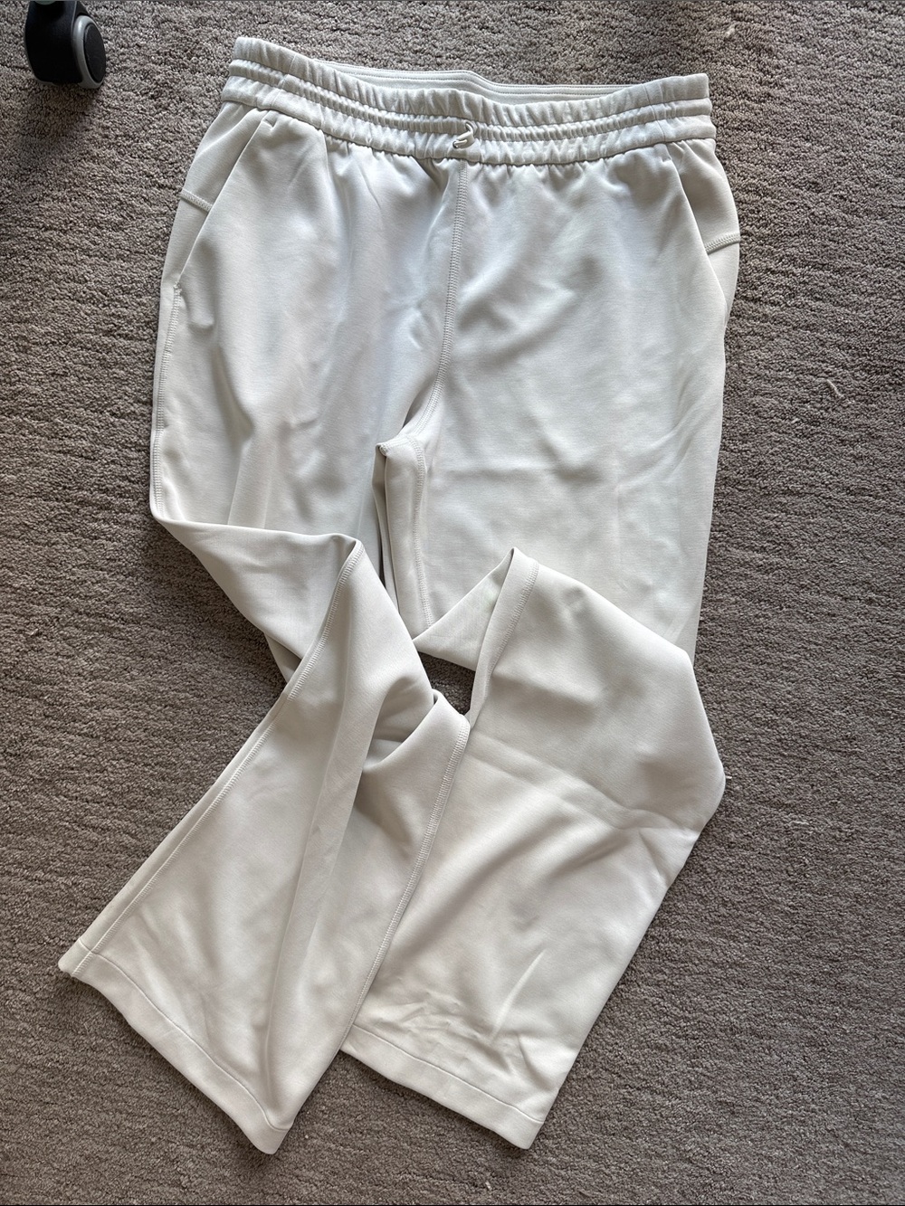 Lululemon Joggers Pants in Off-White